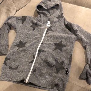 Stylish unisex clothing for kids